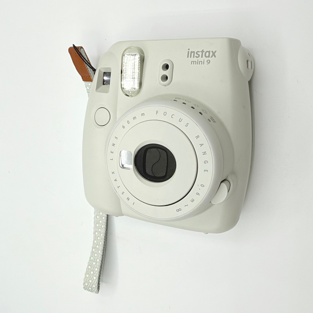 Fujifilm Instax Mini 9 Instant Film Camera Smokey White Good Condition Analog